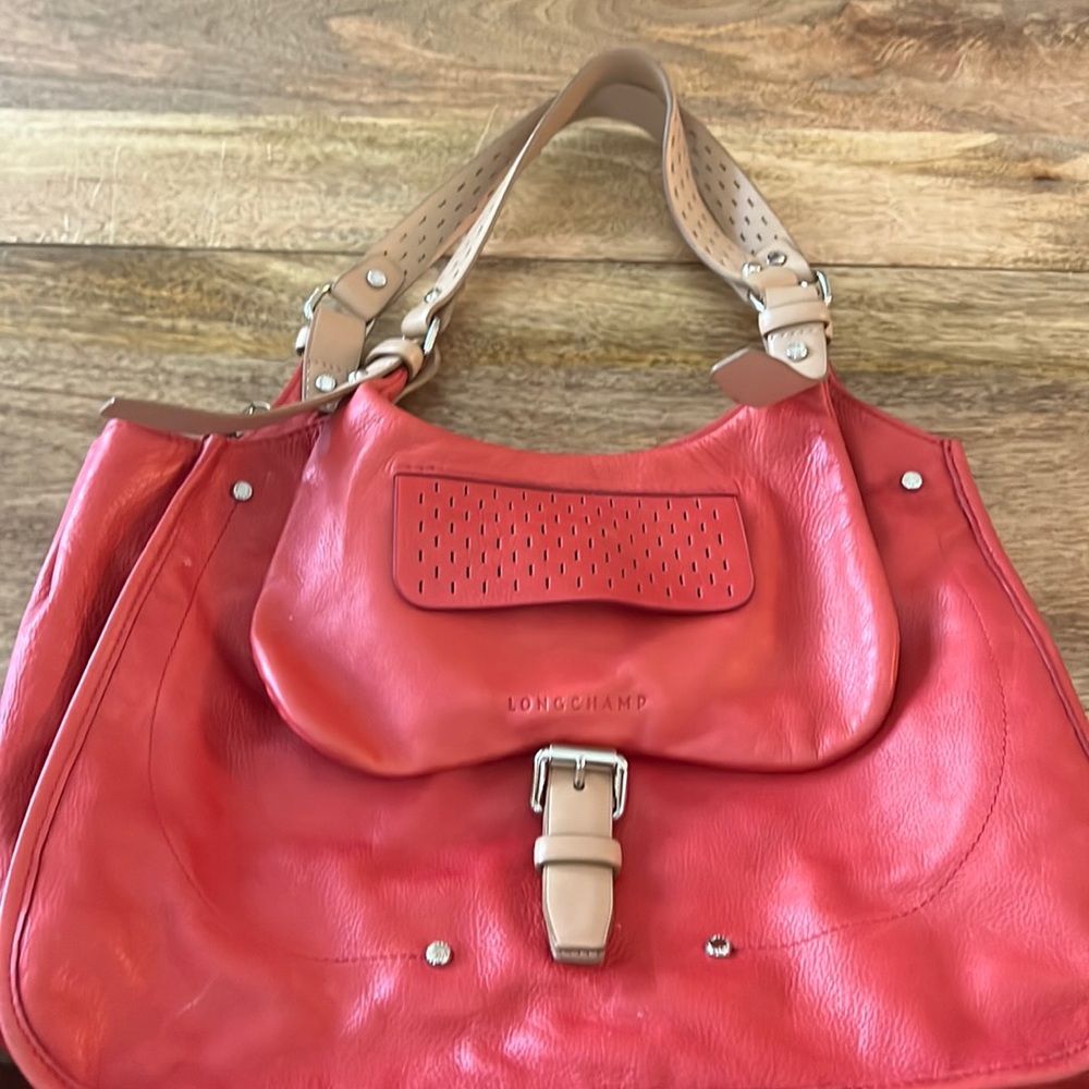 Longchamp coral/red leather shoulder handbag